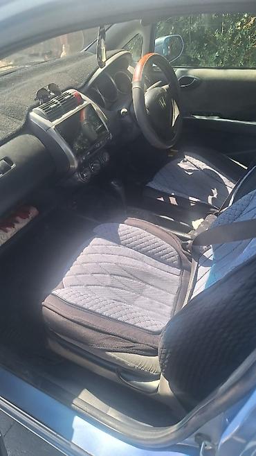 афто лизинг: Honda Fit: 2003 г., 1.3 л, Автомат, Бензин, Хэтчбэк — 7
