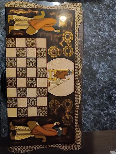 Nərdlər: 🎲 Satılır yüksək keyfiyyətli, naxışli,dekorativ nard (tavla) taxtası — 2