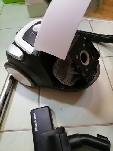 Klasični usisivači: Usisivač GORENJE Odličan na kesu platnenu kao nov je 1400 w vuče kao — 6