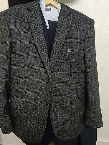 Куртки: Мужская верхняя одежда + две рубашки 1) Куртка: - Цвет: черный - — 7