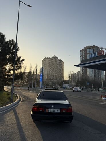 BMW: BMW 5 series: 1990 г., Автомат, Седан — 4