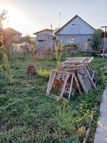 новый дачный дом: Дом, 50 м², 3 комнаты, Собственник, Старый ремонт