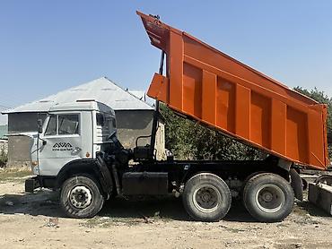 шина транспортного средства: Самосвал КАМАЗ 6×4 машина после кап ремонта собран с рамы в идеальном — 1