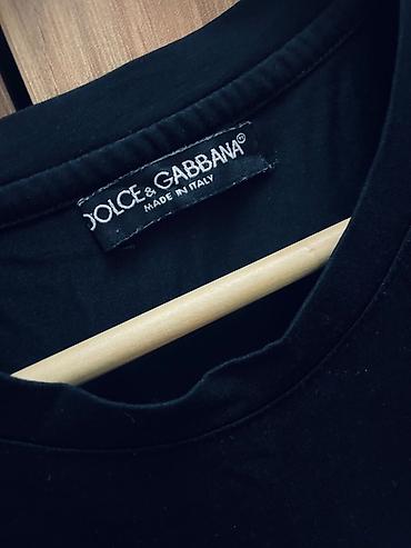 Dolce & Gabbana kişi T‑şörtü - Model: qısaqoll, klassik kruq yaxa
