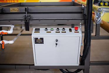 Вакуумно-формовочные станки: Мембранно-вакуумный пресс для шпонирования и фасадов Идеальное — 3