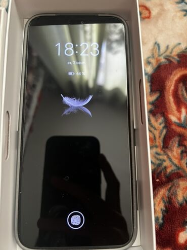 стиральная машинка б: Honor 8C, Новый, 128 ГБ, цвет - Черный, 2 SIM