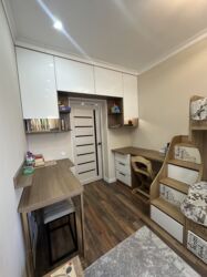 детская двухъярусная: Эки ярустуу керебет, Колдонулган, Жылдырма системасы бар