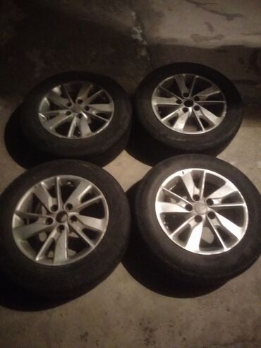 corolla runx: Дөңгөлөктөр монтажда 215 / 60 / R 16, Жай, Колдонулган, Комплект, Жеңил унаалар, Куйма, тешиктери - 5