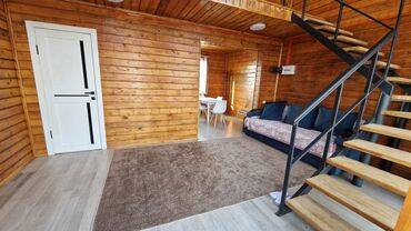 Посуточная аренда домов: 62 м², 3 комнаты — 8