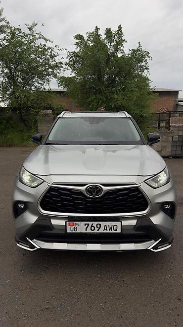 Toyota: Toyota Highlander: 2023 г., 2.5 л, Автомат, Бензин, Кроссовер — 4