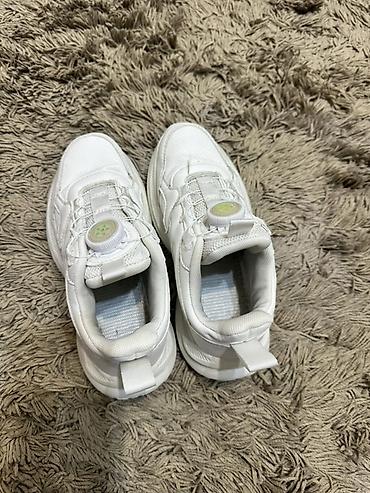 on cloud: Кроссовки, 34.5, 35, Adidas, Б/у, цвет - Белый, Самовывоз — 4