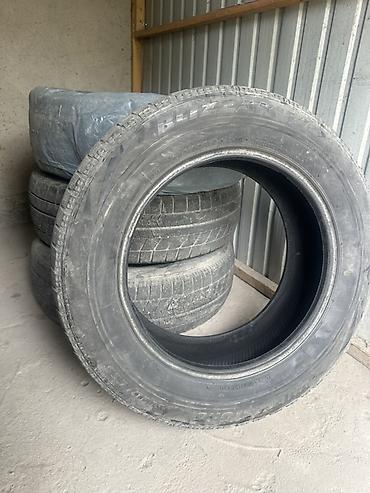 Комплект автомобильных шин Bridgestone Blizzak - Тип: зимние шины