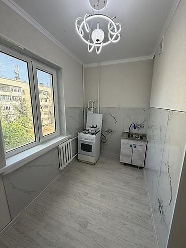 Продажа квартир: Продаю однокомнатную квартиру в Токмоке 3мкр дом 15 этаж 3 44кв метр — 4