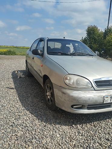 30 kuza: Daewoo Lanos: 1.3 l | 2010 il Sedan — 3