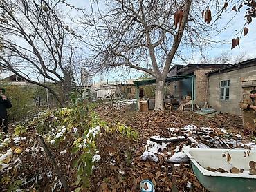 Продажа коттеджей и домов: Продаю дом сам кирпич удобства в доме требует ремонта на участке есть — 6