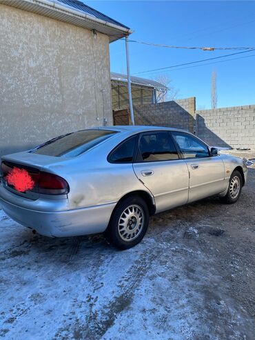 Mazda: Mazda : 1992 г., 1.8 л, Механика, Бензин, Хетчбек