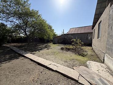 Продажа коттеджей и домов: 📢 ПРОДАЁТСЯ ДОМ! 📍 Рядом с новым Ош базаром 📍 Дача Достук, 5-линия 🏠 — 7