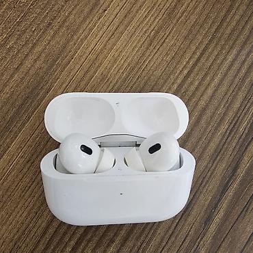 apple 8 plus 128 gb: Airpods pro2. orijinaldı. qutusu yoxdur. type c adapterle zaryatka — 1