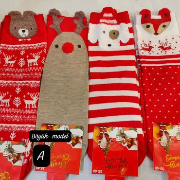 Kolqotkalar, corablar: Yeni il temalı corablar – 35-40 ölçü aralığı - Dizaynlar: Santa — 2