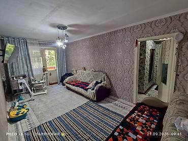 микрорайоны: 3 комнаты, 55 м², 104 серия, 2 этаж, Требуется ремонт — 1