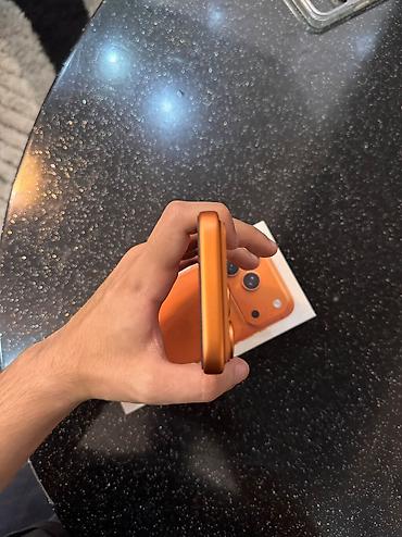 iphone 17 2 ci el: IPhone 17 Pro, 256 GB, Narıncı, Zəmanət, Face ID — 4