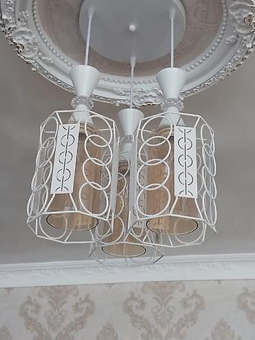 təbaşir və pastel: Çılçıraq, 3 lampa, Metal — 1