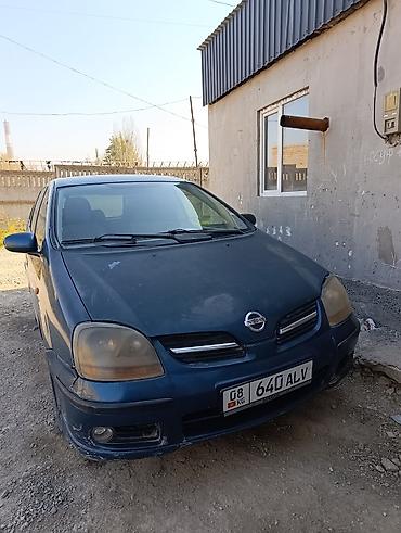kamri 70: Nissan Almera Tino: 2001 г., 1.8 л, Механика, Бензин — 1
