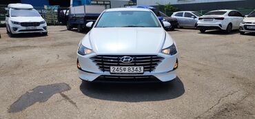 нексиага он эшик алды керек: Hyundai Sonata, белый седан (поколение DN8) - Кузов: 4-дверный седан
