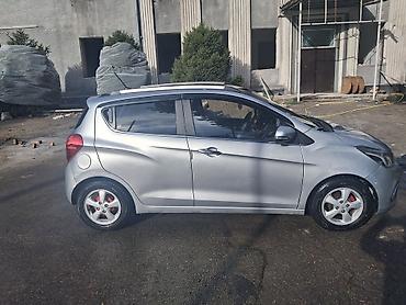 Chevrolet: Chevrolet Spark: 2017 г., 1.1 л, Автомат, Бензин, Хэтчбэк — 2