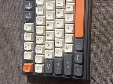 logitech superlight 2: Клавиатура, Механическая, Проводное подключение, Размер: 75% — 3