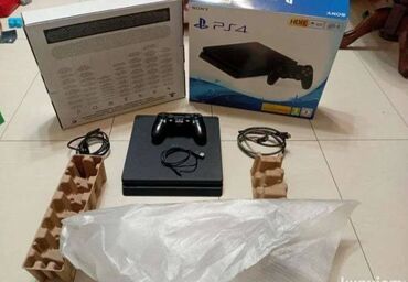PS4 (Sony Playstation 4): Prodajem očuvanu PlayStation 4 konzolu sa 1TB memorije (duplo vise od — 4