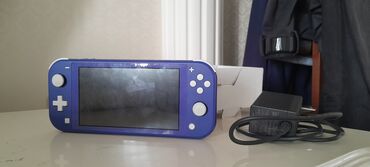 Nintendo Switch (Lite): Память Системы:25,9гб Карта microSD:119гб Продаю Нинтендо свитч лайт