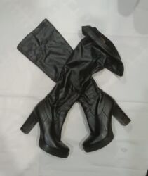 Digər ayaqqabılar: Ölçü: 39, rəng - Qara, Yeni — 1