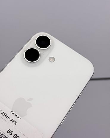 apple 16e: IPhone 17, Б/у, 256 ГБ, White Titanium, Защитное стекло, Чехол, В рассрочку, 90 % — 3