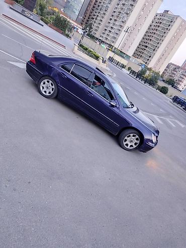 Mercedes-Benz C‑Class sedan - Kuzov: 4 qapılı sedan, tünd