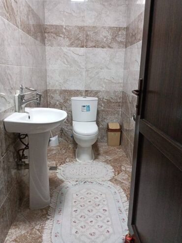 Uzunmüddətli kirayə evlər: 100 kv. m, 3 otaqlı -da lalafo.az — 4 Uzunmüddətli kirayə evlər: 100 kv. m, 3 otaqlı — 4