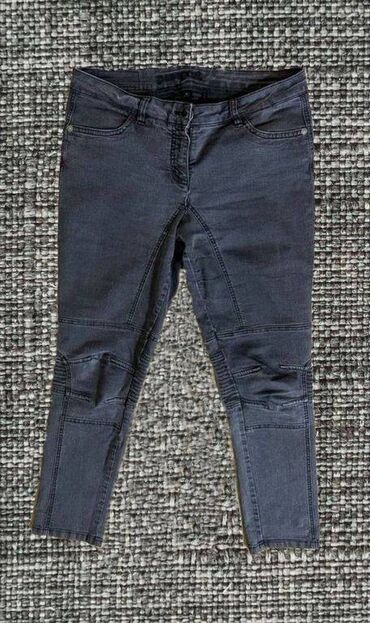 женские джинсовые капри: Джинсы женские серые, размер 50 - 52 - б/у