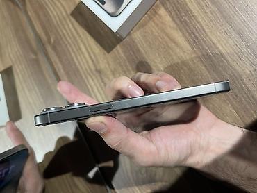 iphone 8 plus plata: IPhone 15 Pro Max, 256 GB, Natural Titanium, Face ID — 3