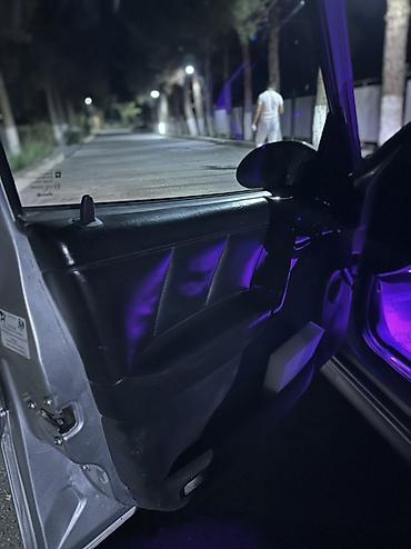 turbo az hunday aksent: Satılır: Sedan tipli minik avtomobili - Korpus: 4 qapılı sedan — 9