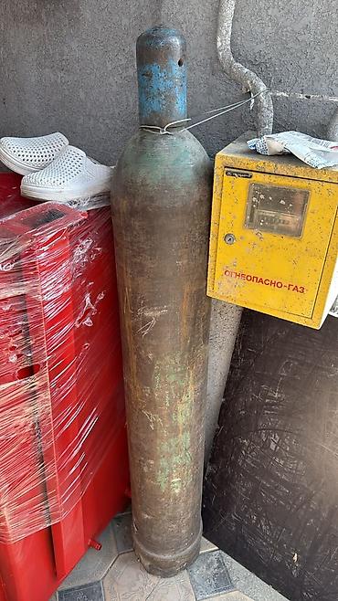 40л: Промышленный газовый баллон, Наполнение: Кислород, Объем баллона: 40 л, Применение: Сварка и резка, Б/у, В розницу — 1
