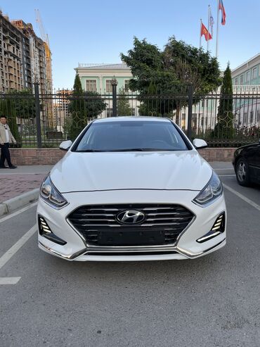 hyundai sonata 2000: Hyundai Sonata: 2018 г., 2 л, Автомат, Бензин, Седан