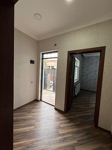 gence prospektinde satilan evler: 2 otaqlı, 80 kv. m — 3
