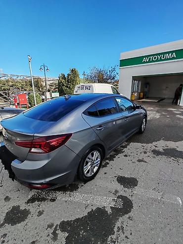 spoiler elantra 2017: Hyundai Elantra sedan - Korpus: 4 qapılı sedan, boz (metallik) rəng - — 7