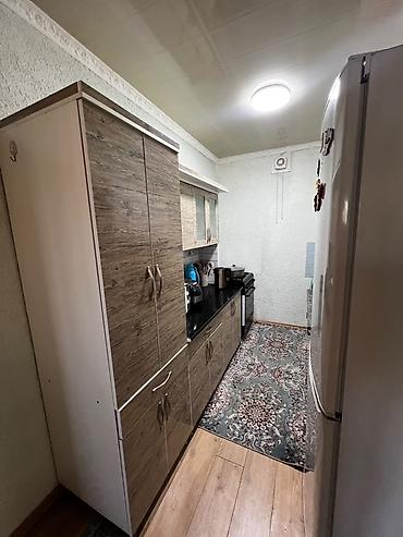 Үйлөр: 4 бөлмө, 75 м², 5 соток, Бишкек, Новопавловка а. Кыймылсыз мүлк агенттиги — 7