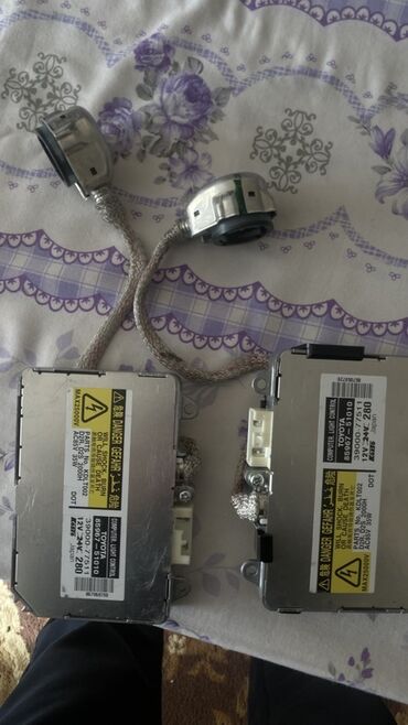 corolla runx: Блок розжига фар ксенон, в отличном состоянии, оригинал (заводская)