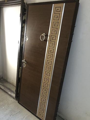 qapi bezekleri: Dizaynlı dəmir giriş qapısı - Material: möhkəm polad konstruksiya — 2