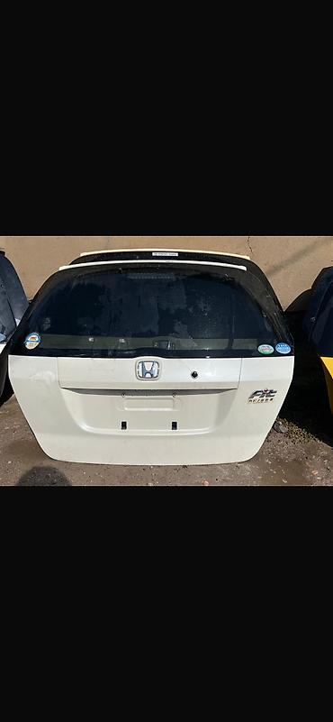 коллектор фит: Крышка багажника Honda, 2004 г., Б/у, Оригинал — 1