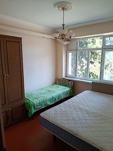 evler bine: Bakı, 2 otaqlı, Köhnə tikili, m. Xalqlar Dostluğu, 30 kv. m — 4
