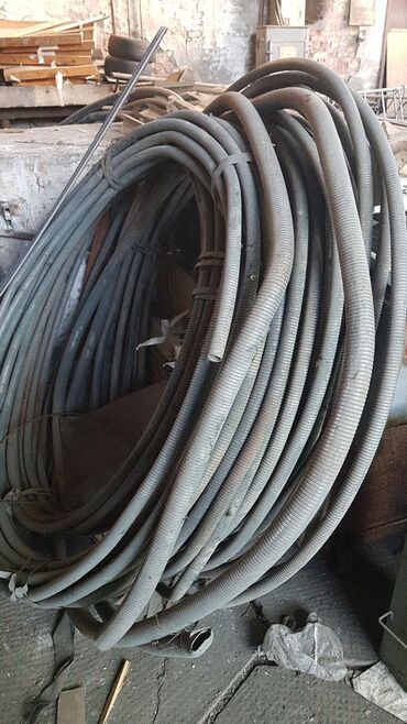 газовая оборудование: Гофра металлическая СССР для прокладки кабеля