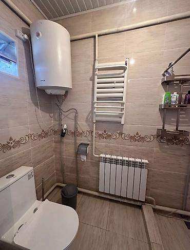 Продажа коттеджей и домов: Срочно! Продаю жилой дом. Жилой массив Ак-Ордо 3, улица Эр-Табылды — 14